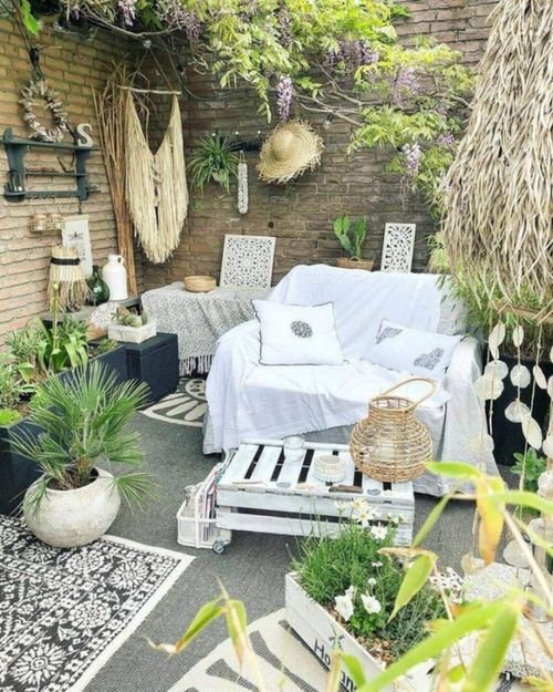 8boho garden design ideas