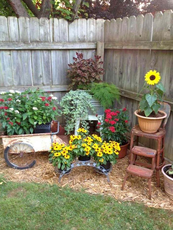 Farmhouse Garden Corner Design